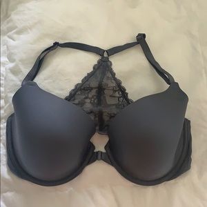 Victoria’s Secret front closure lacy bra—36D